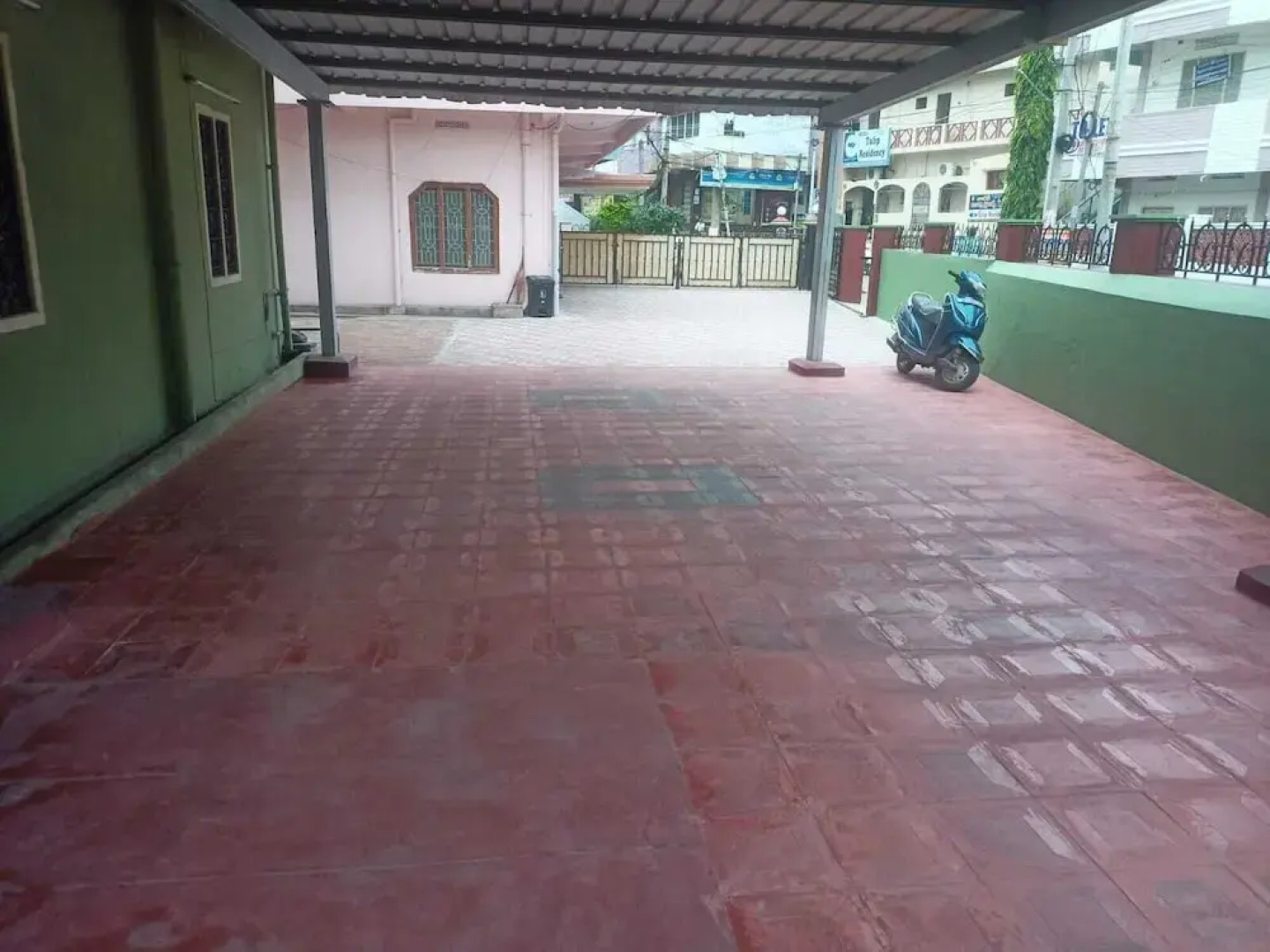 Sri sapthagiri lodge