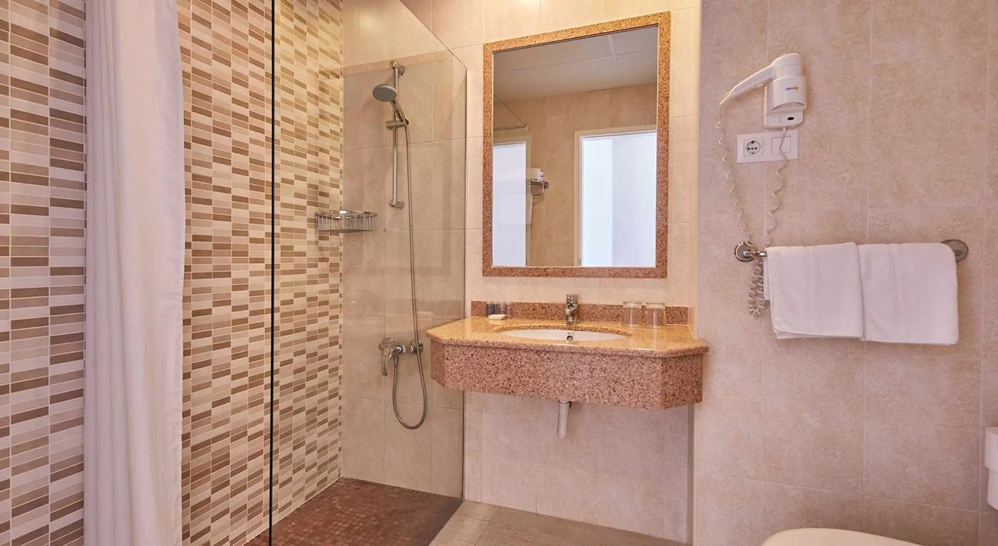 Hotel Victoria Menorca +16 - New Opening