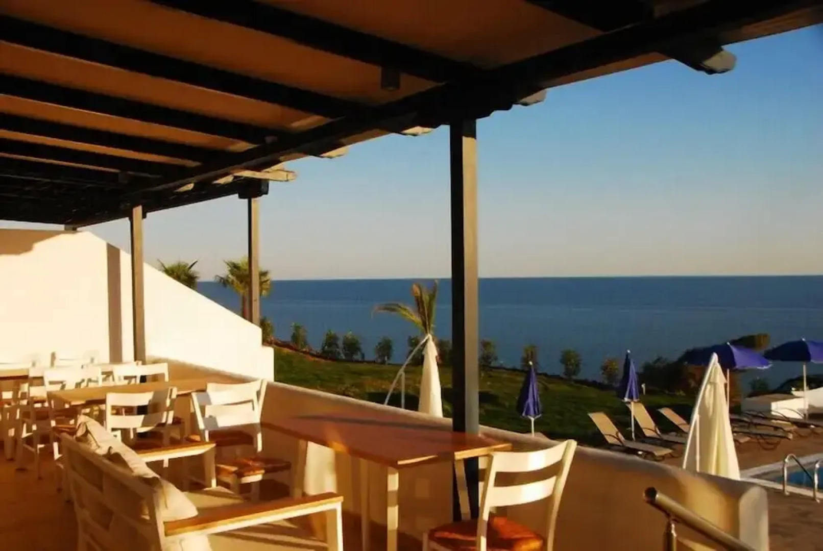 Samothraki Beach Apartments & Suites Hotel