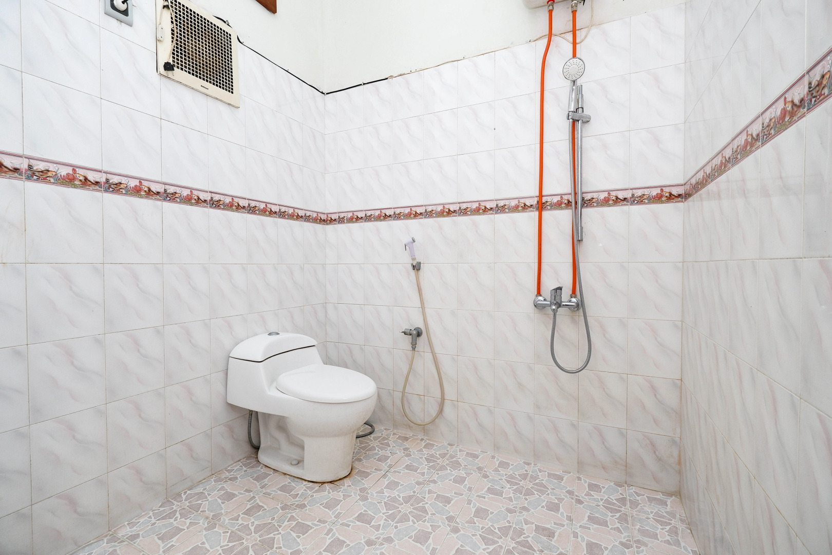 Hotel O Sartika Inn Pati