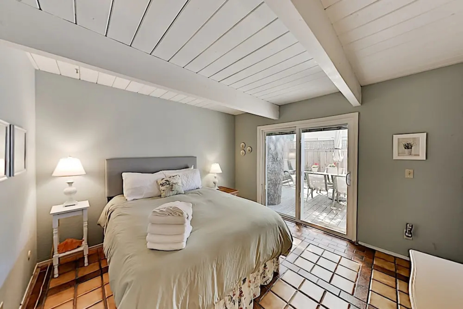 240moose 3 Bedroom Home