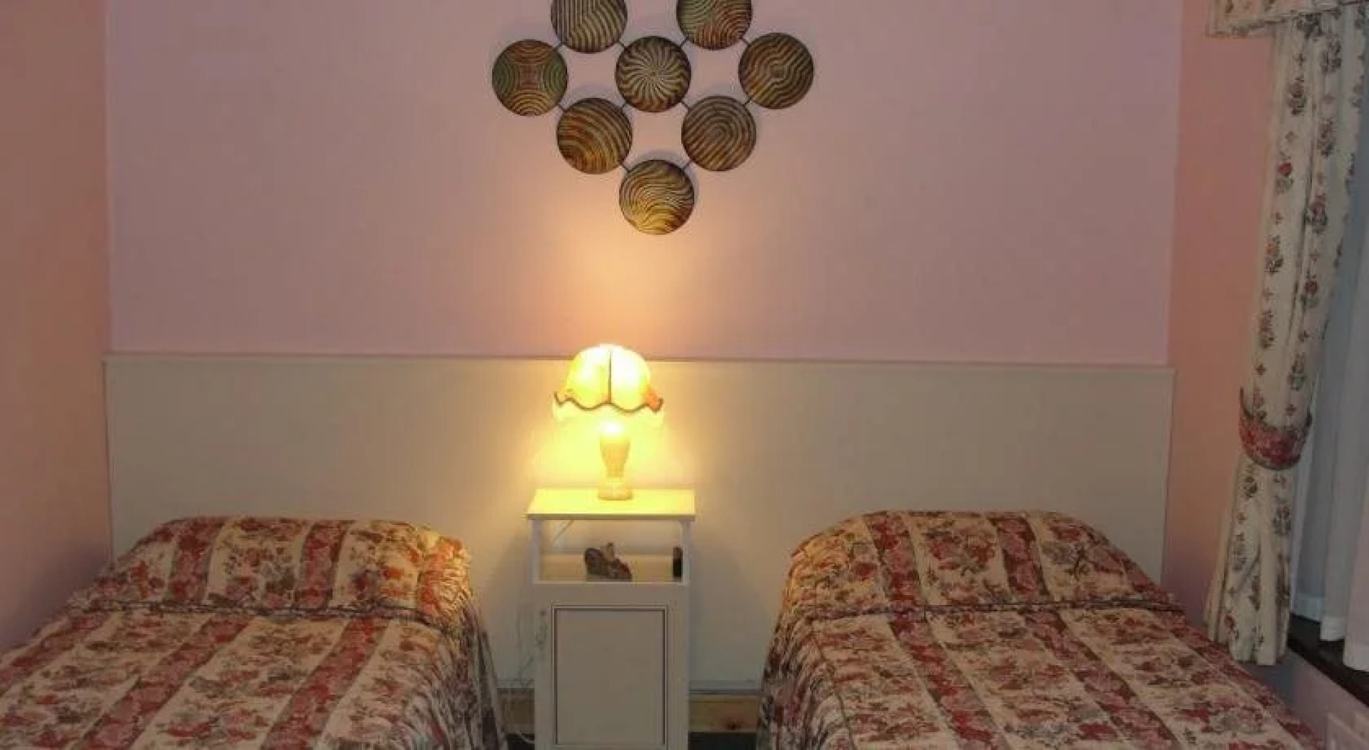 O'Sheas Ceol Na Habhann B&B