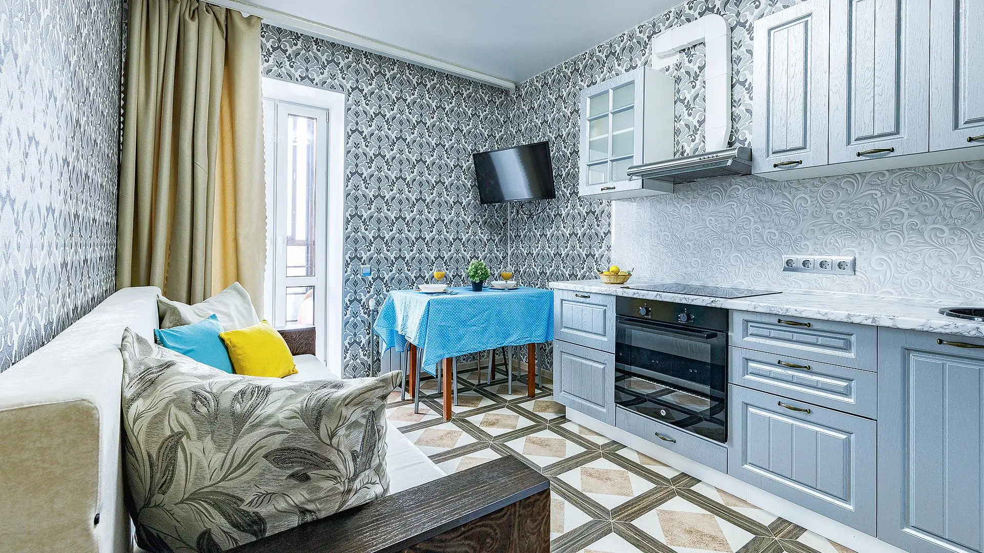 Веста на улице Карла Маркса