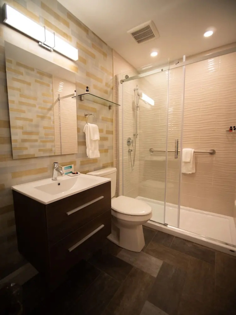 Oak Island Resort & Conference Centre