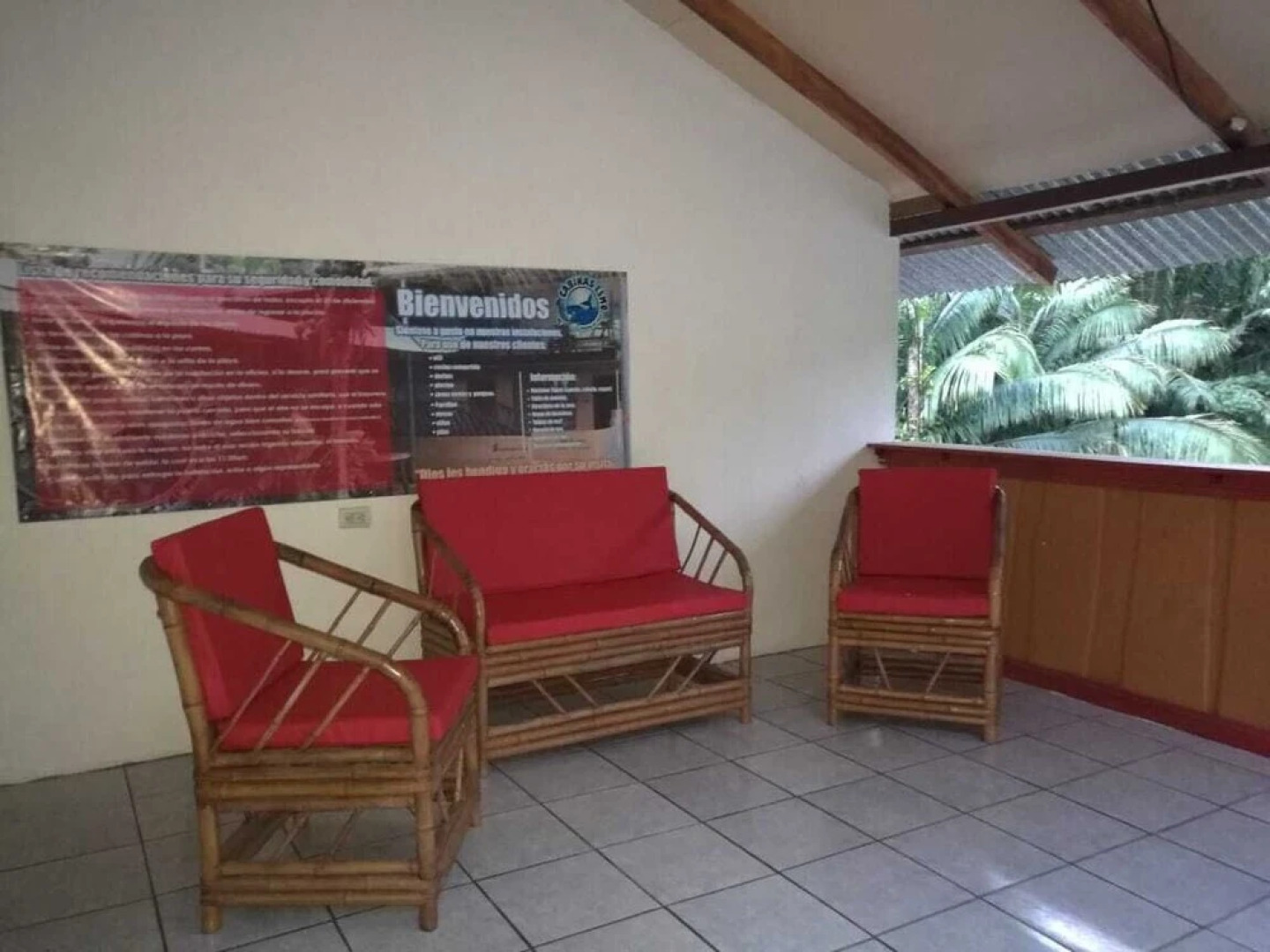 Cabinas Esmo Frente Playa