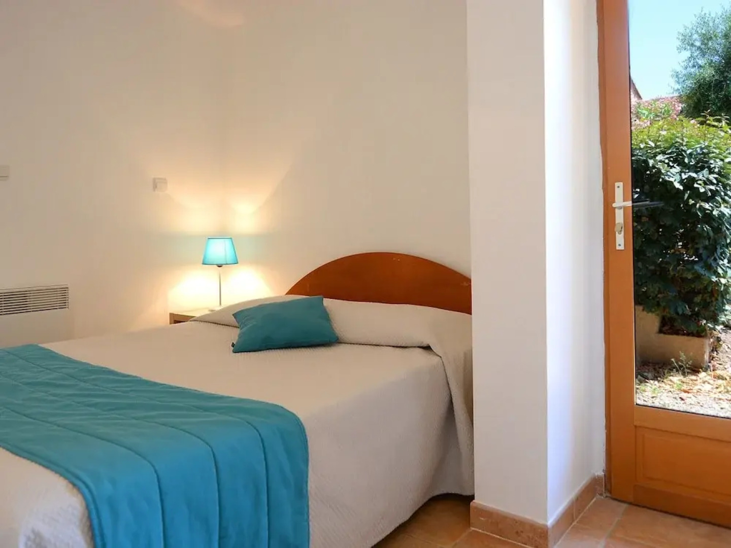 Apartment in Serra-di-ferro Near Cupabia Beach