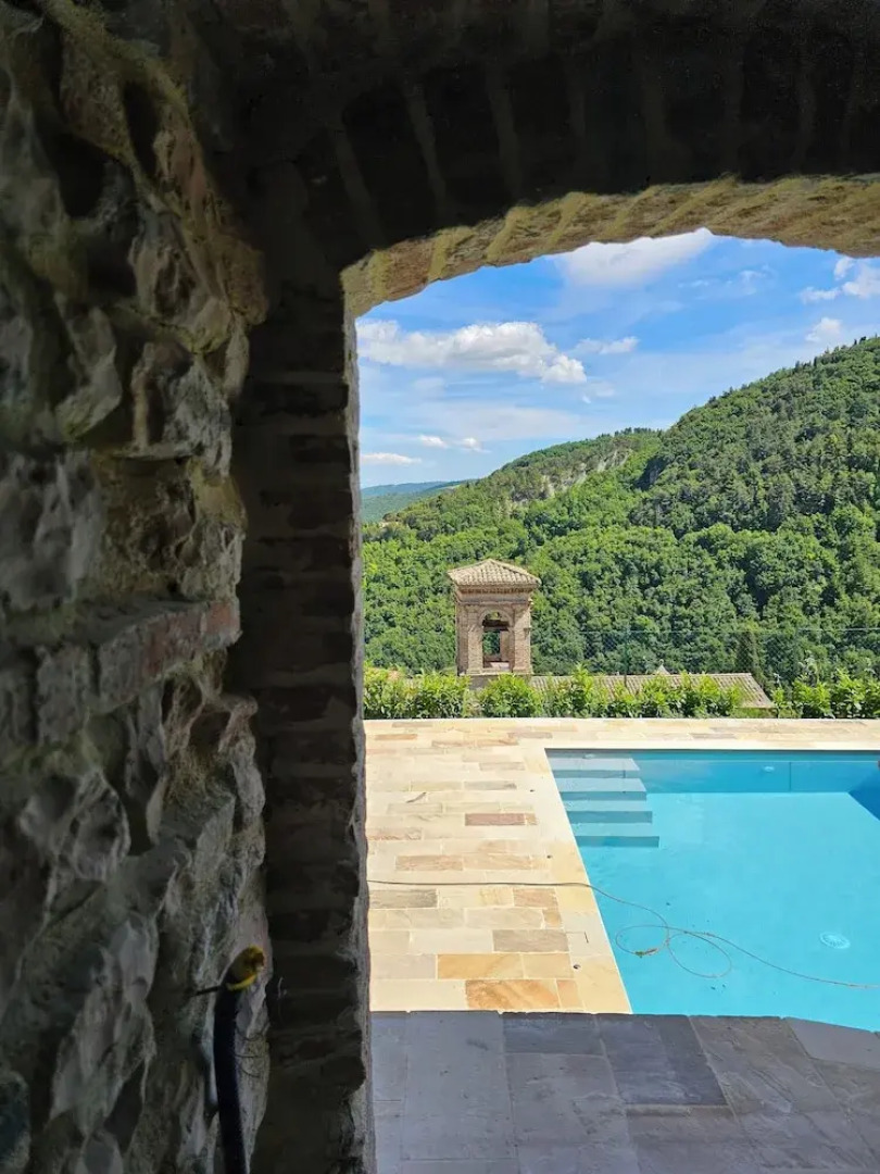 Rocca Contrada relais