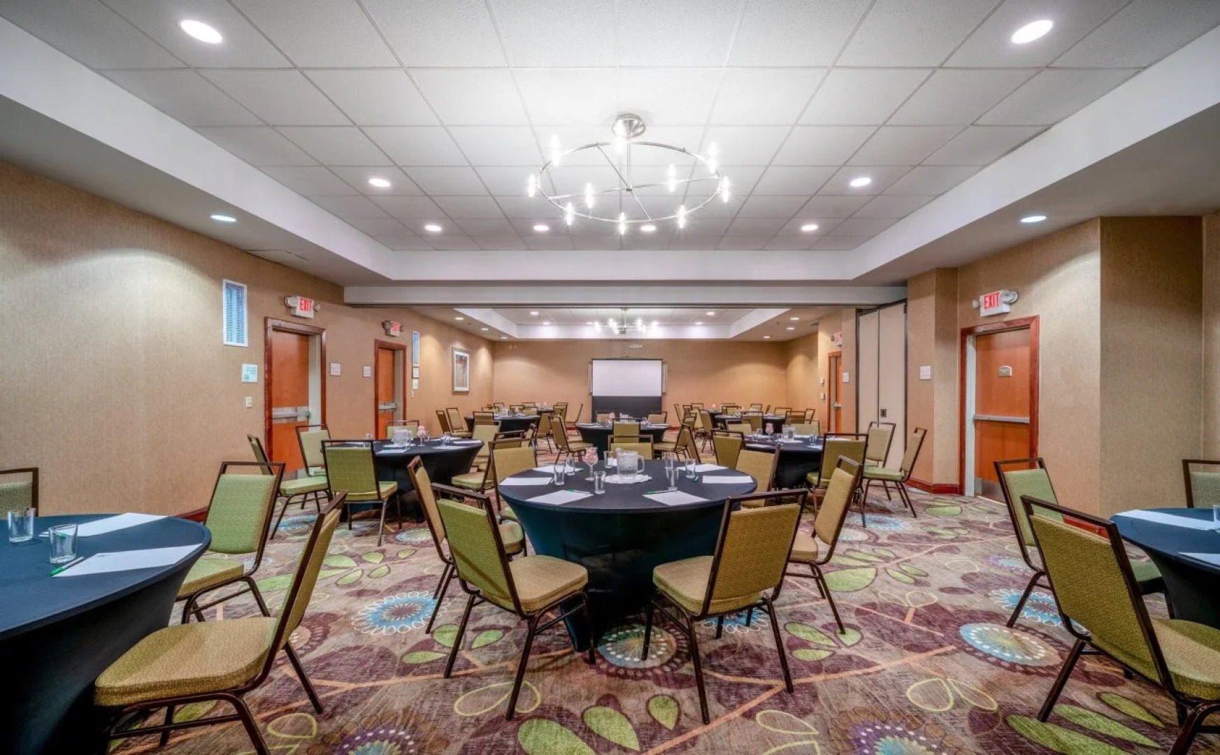 Holiday Inn Manassas - Battlefield by IHG