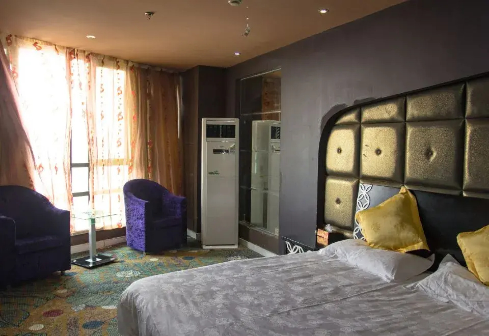 Jialun Gainian Hotel