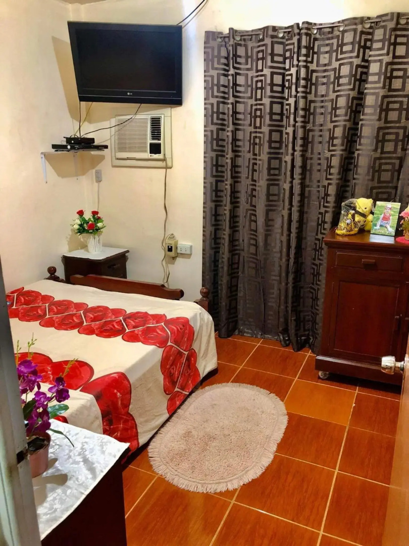 15pax-2 minutes to Vigan-RoseandFer Transient-2 Bedroom House