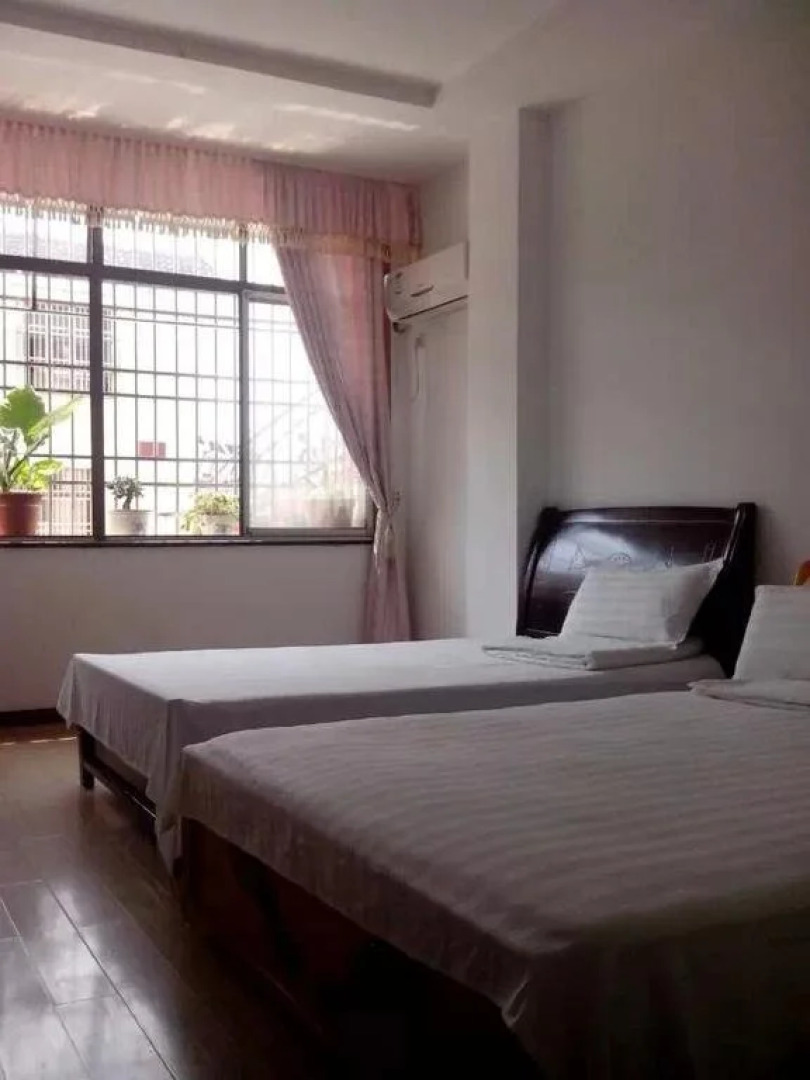 Qianshan Xinlong Homestay