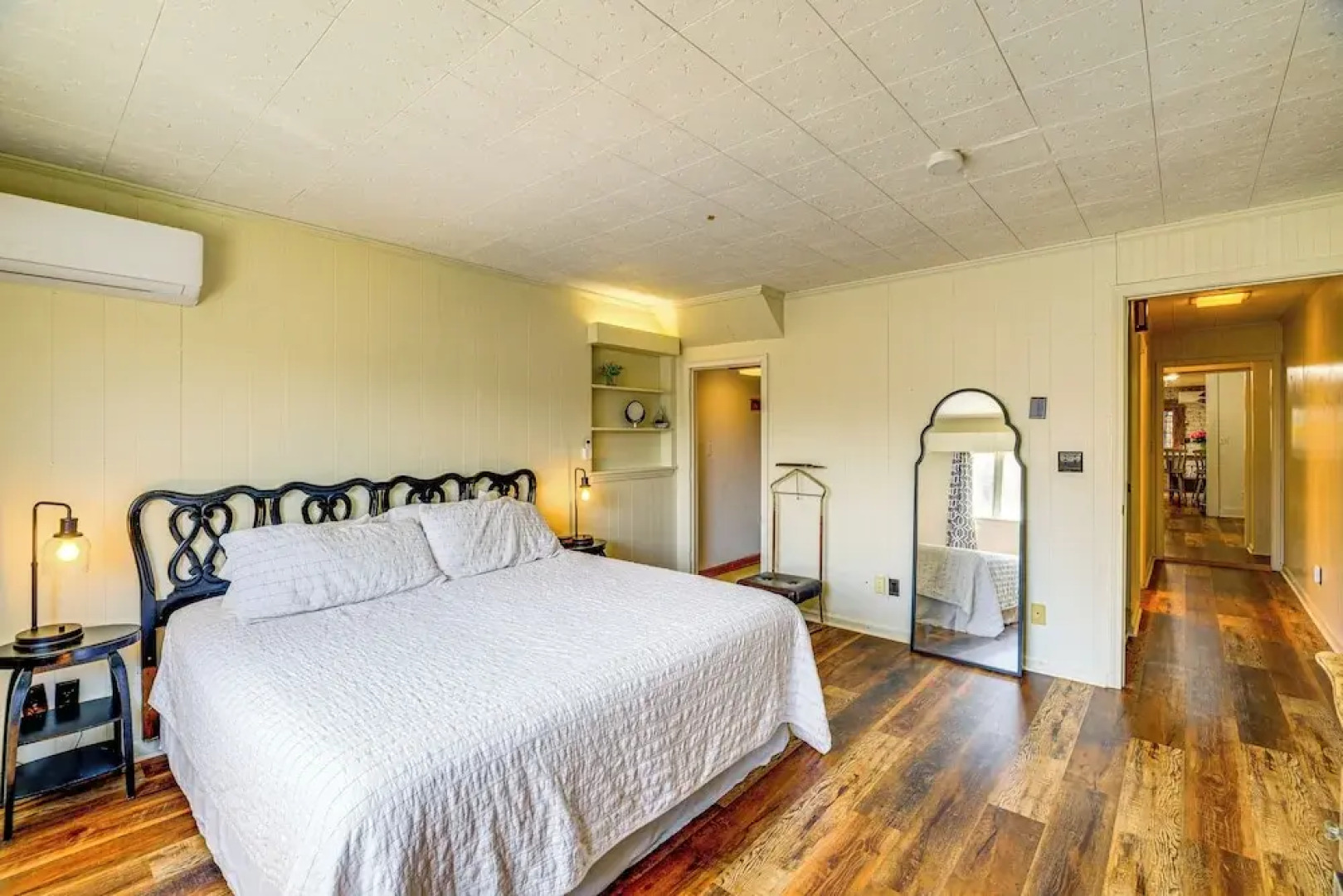 Walkable Townhome: 'M on Main' in Wytheville