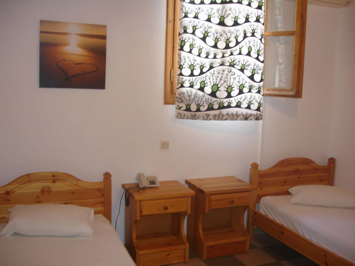 Sirocos Rooms And Studios