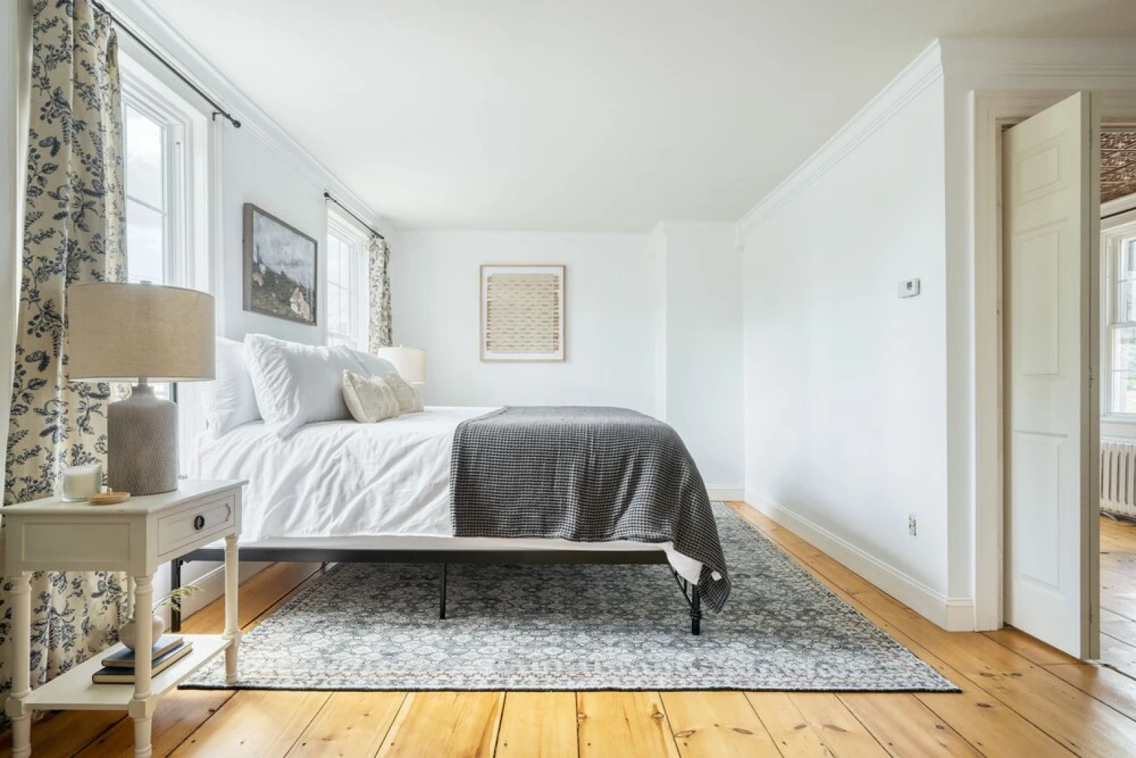 Daffodil by Avantstay Countryside Retreat in Historic Home w/ Large Backyard