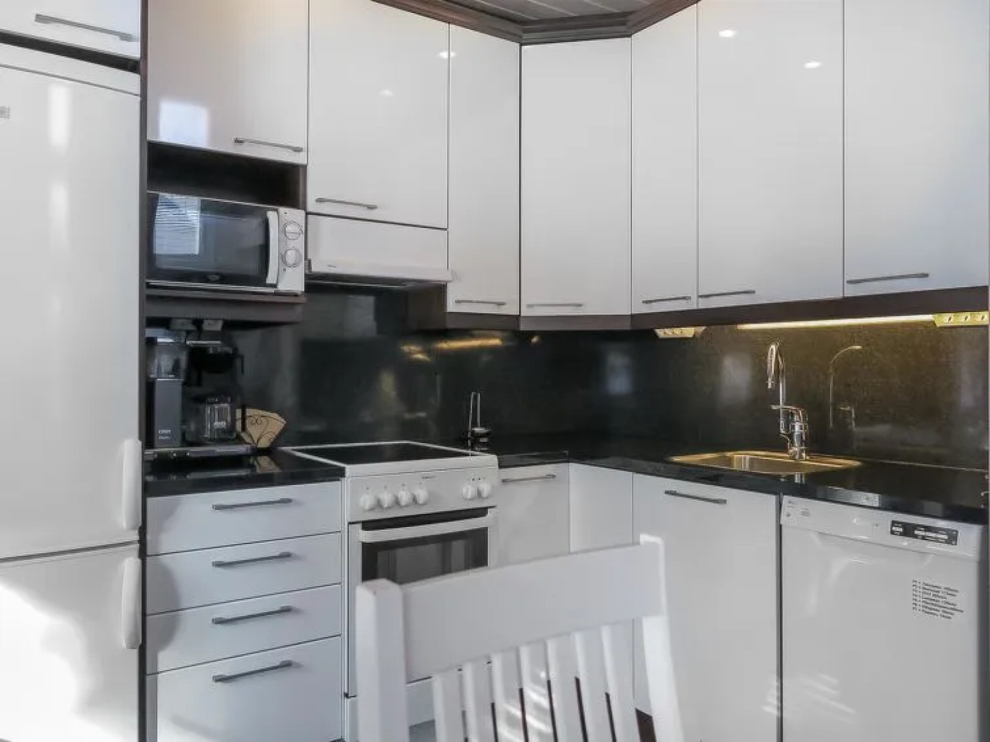 Holiday Home Aihki a