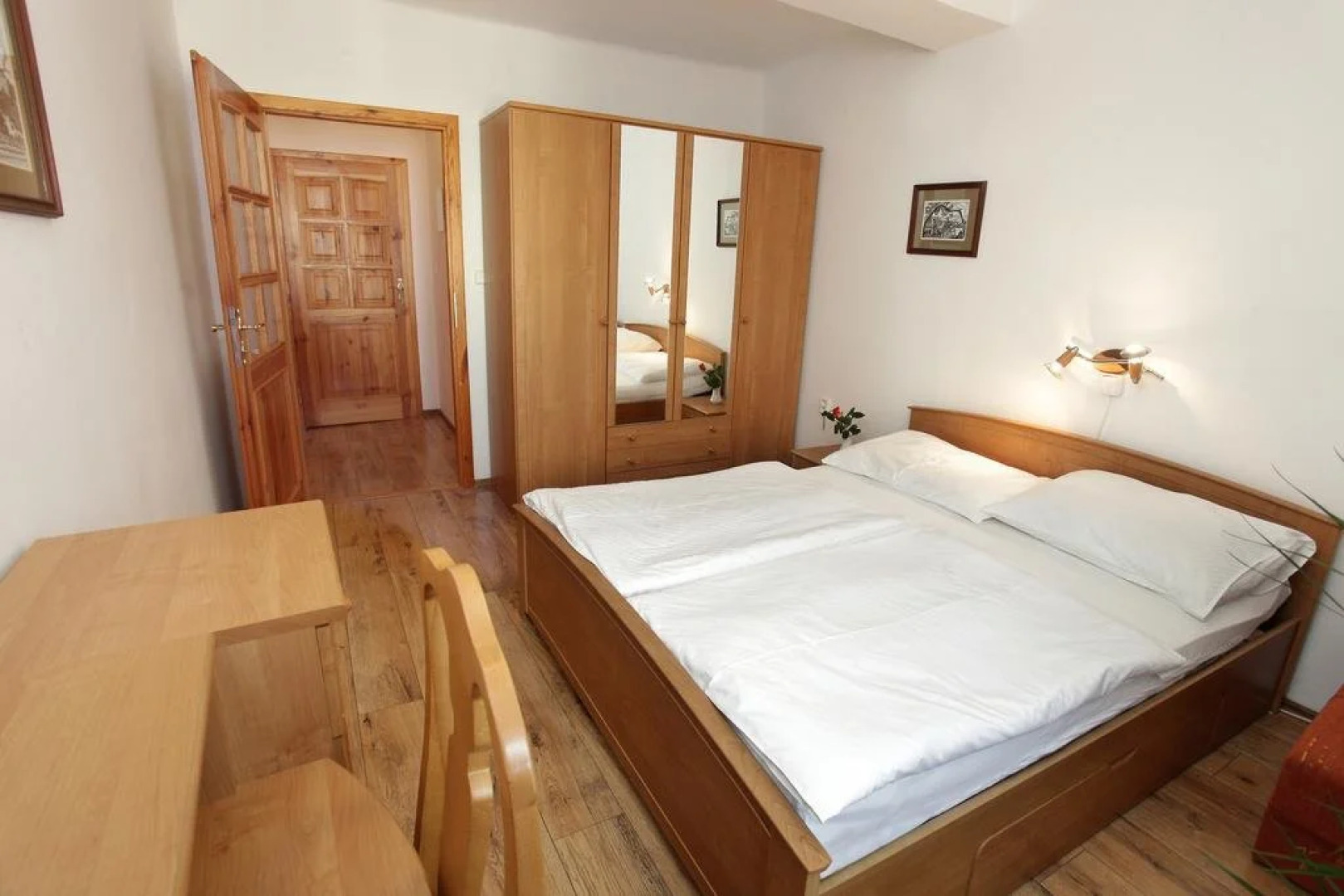 EA Hostel Hrubá Skála