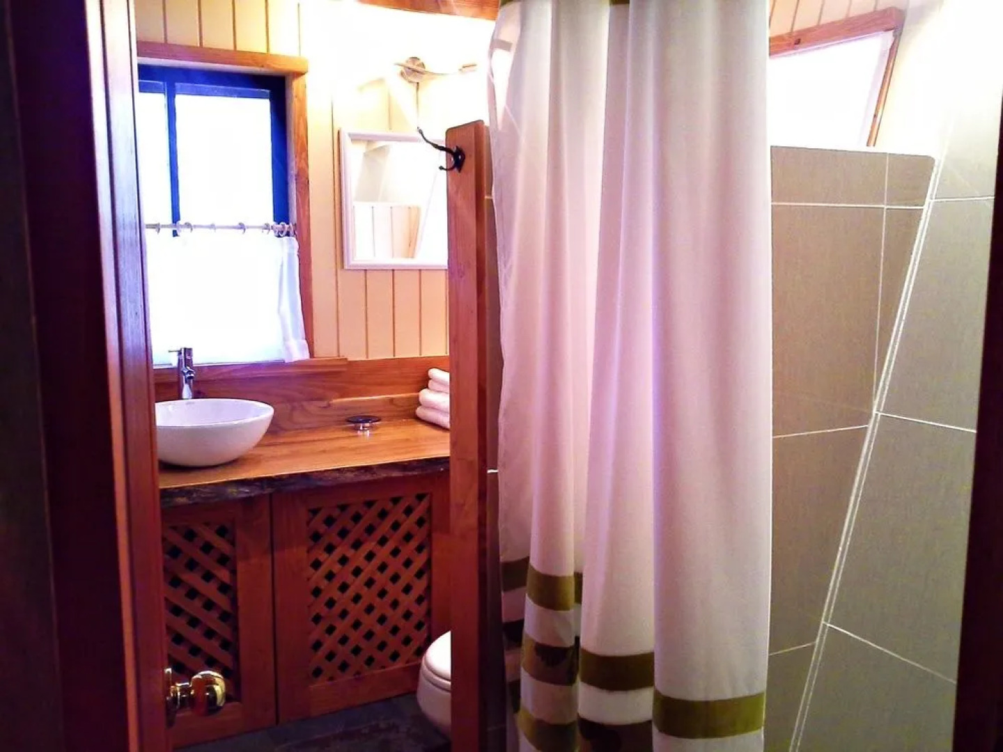 hotel salto del carileufu