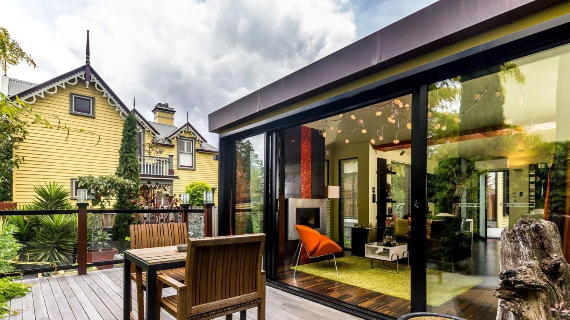 Corinda Contemporary