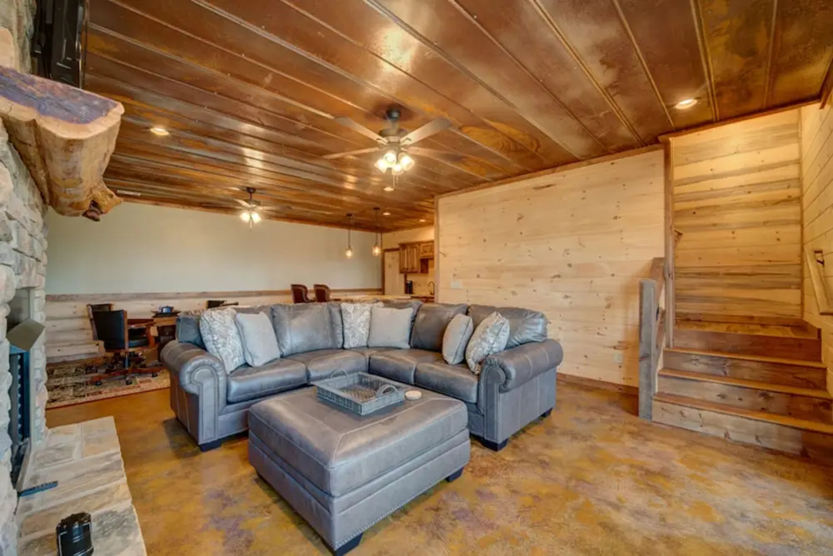 Aska Easy Day by Escape to Blue Ridge