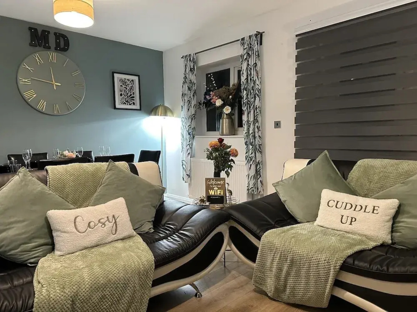 Bramblemead 5 bed House in Manchester Leigh