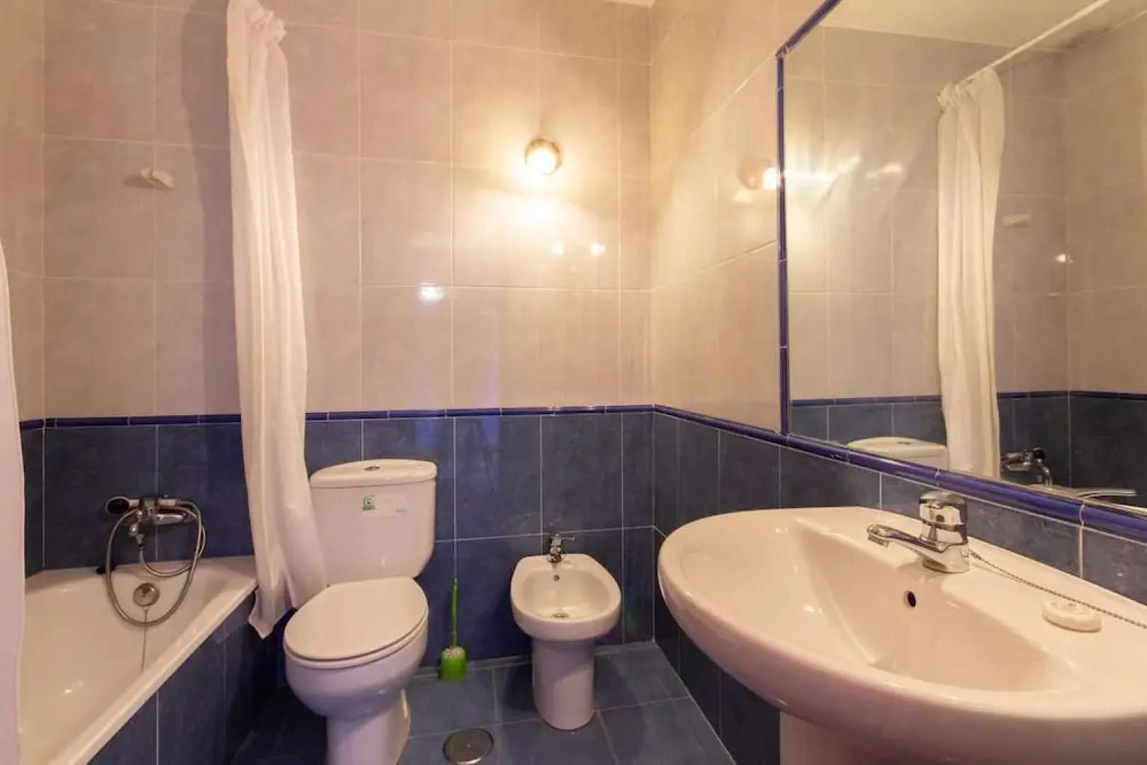 Albergue Los Avellanos - Hostel