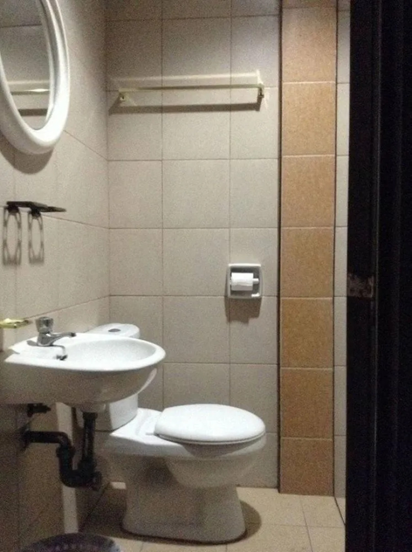 Larville Pool Garden Resort & Restaurant