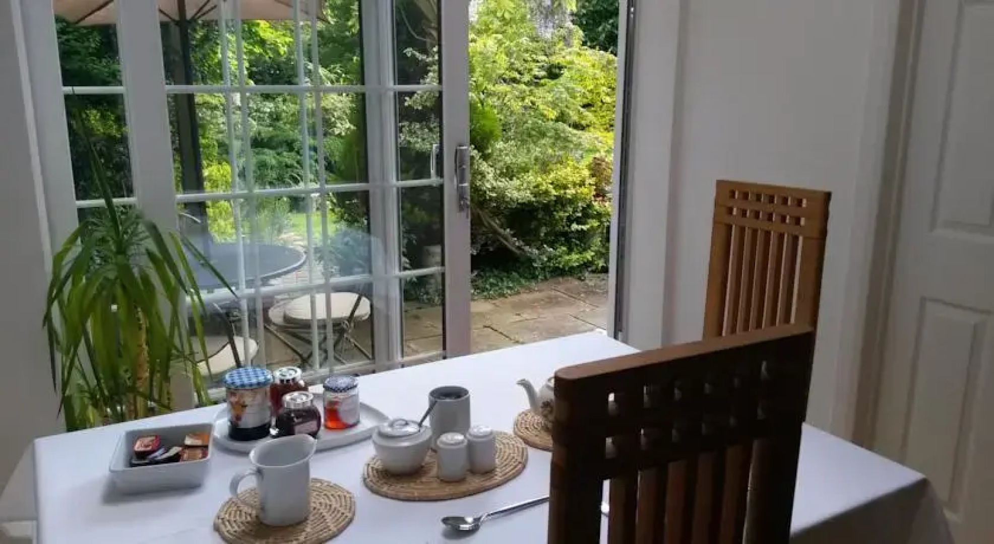 Laurel House Bed and Breakfast