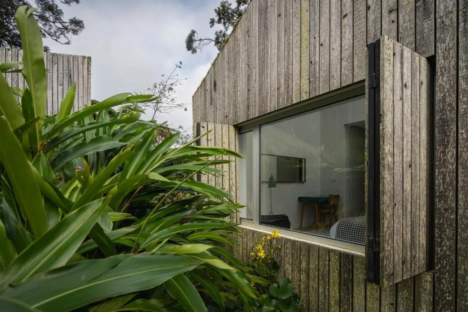 Sete Cidades Lake Lodge