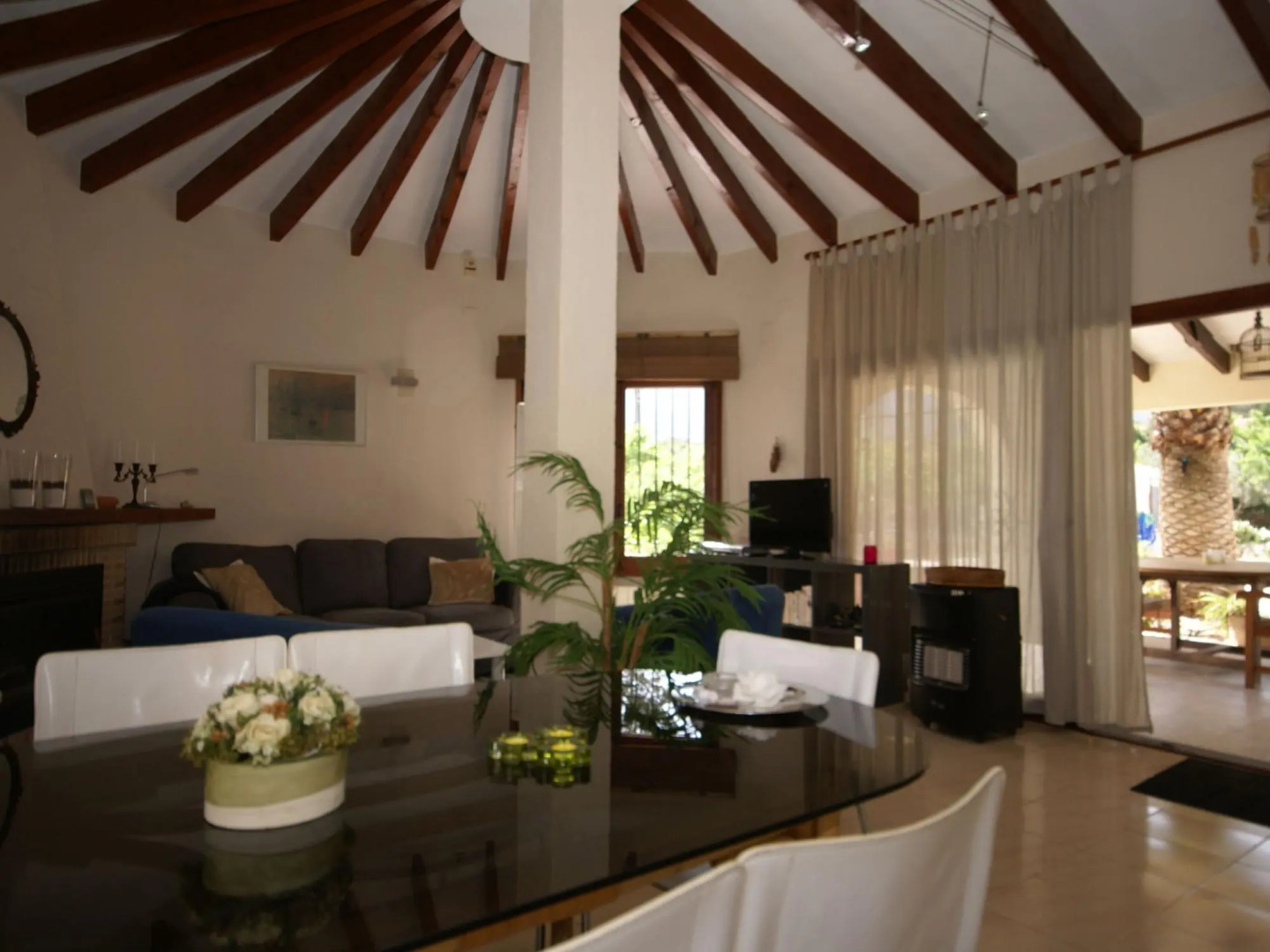 Magnifcent Holiday Home in Parcent with Swimming Pool