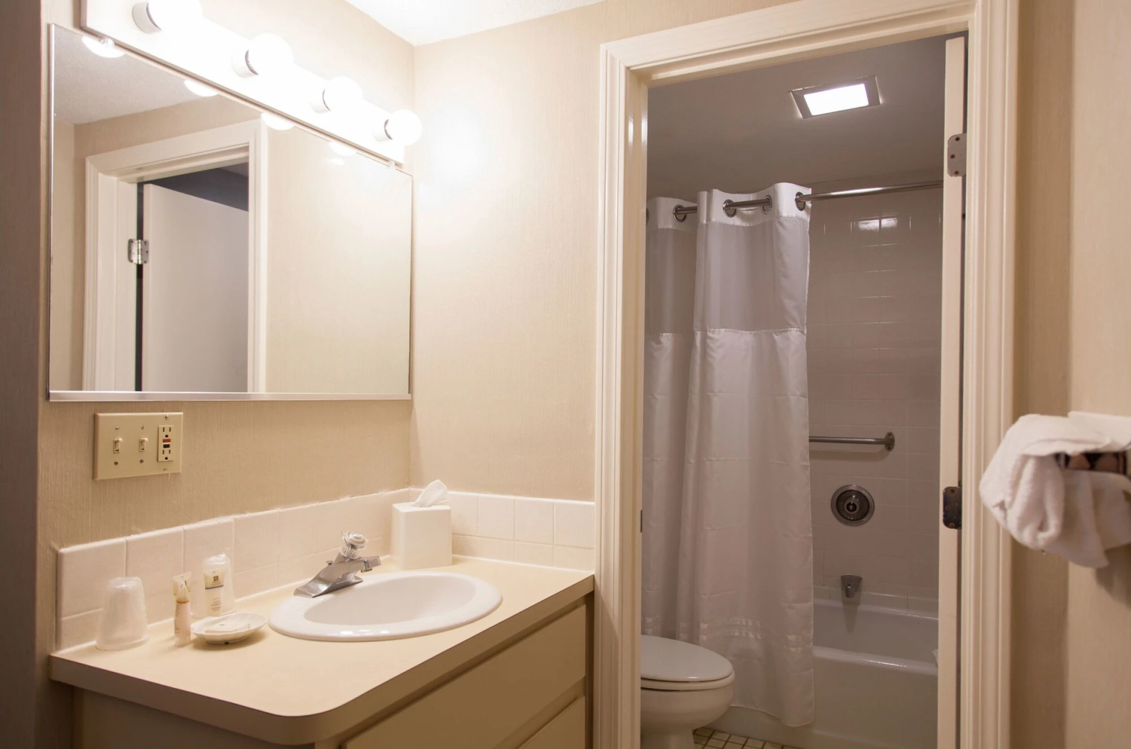 Riviera Beach Resort