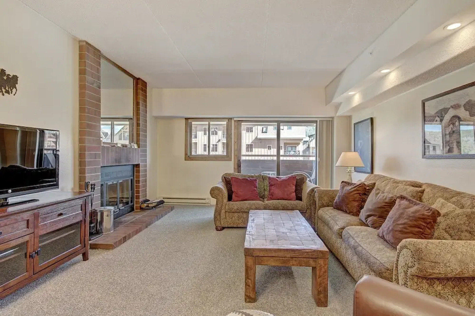 2br  Sleeps 5 - Perfect For Families, At Base Of Peak 5 2 Bedroom Condo by RedAwning