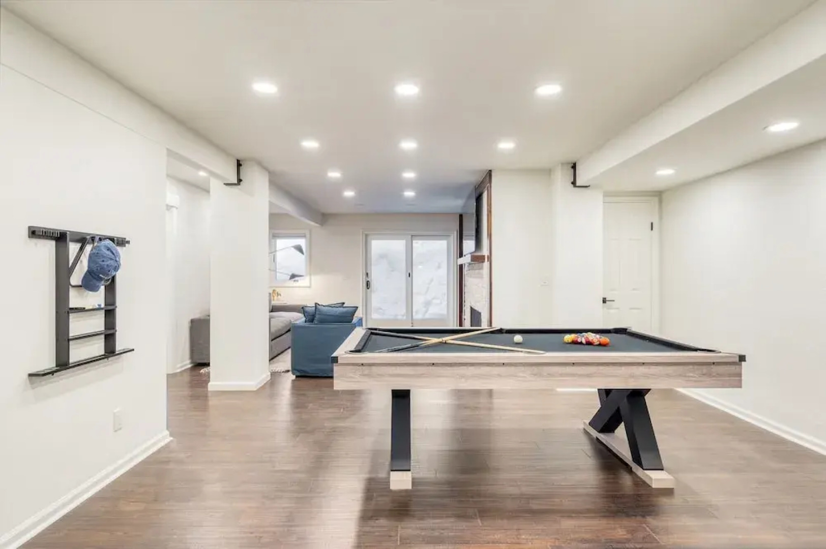 Explorer by Avantstay Close to Slopes Game Room Guest Suite