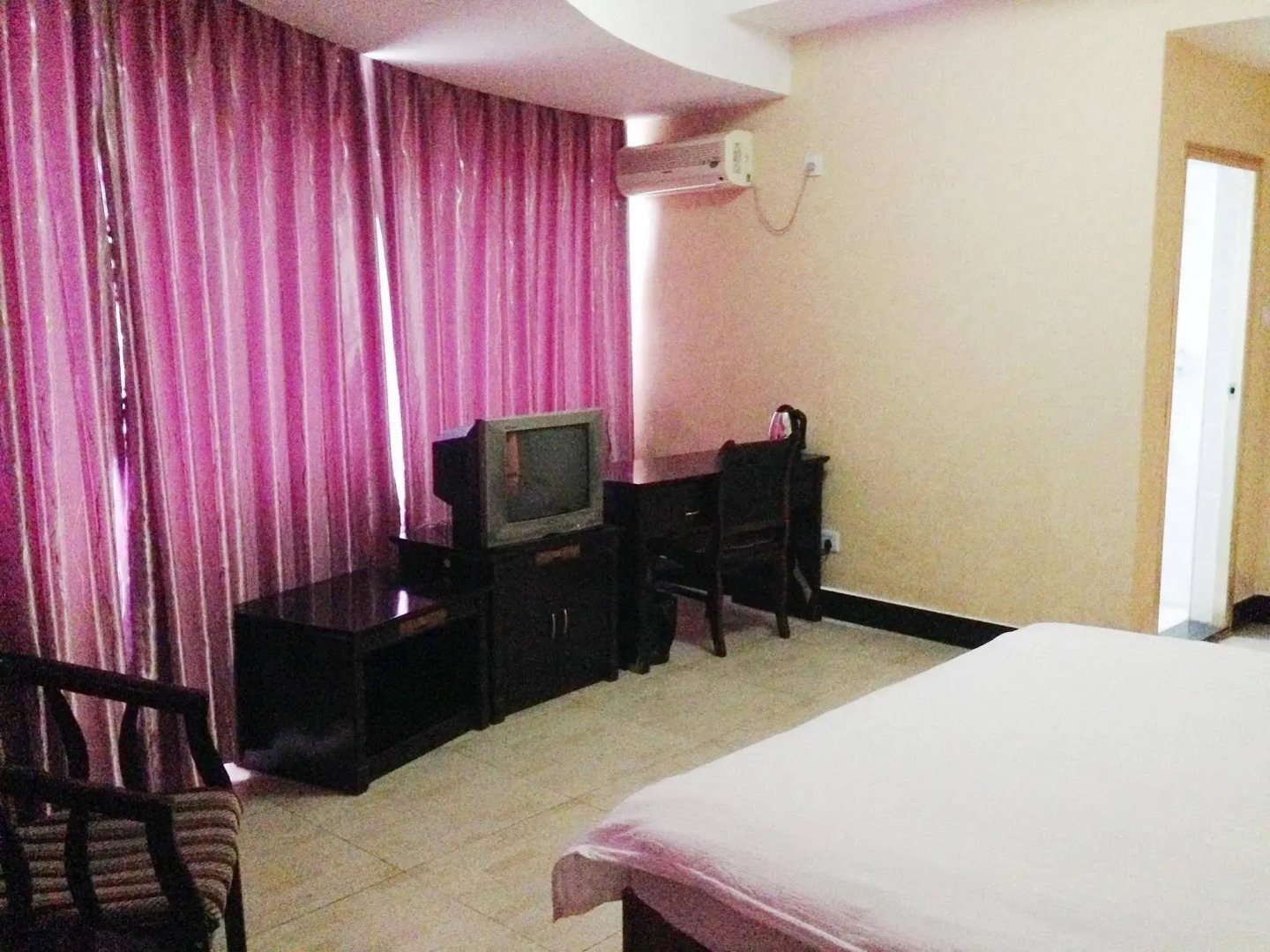 Yichang Teatown Guesthouse