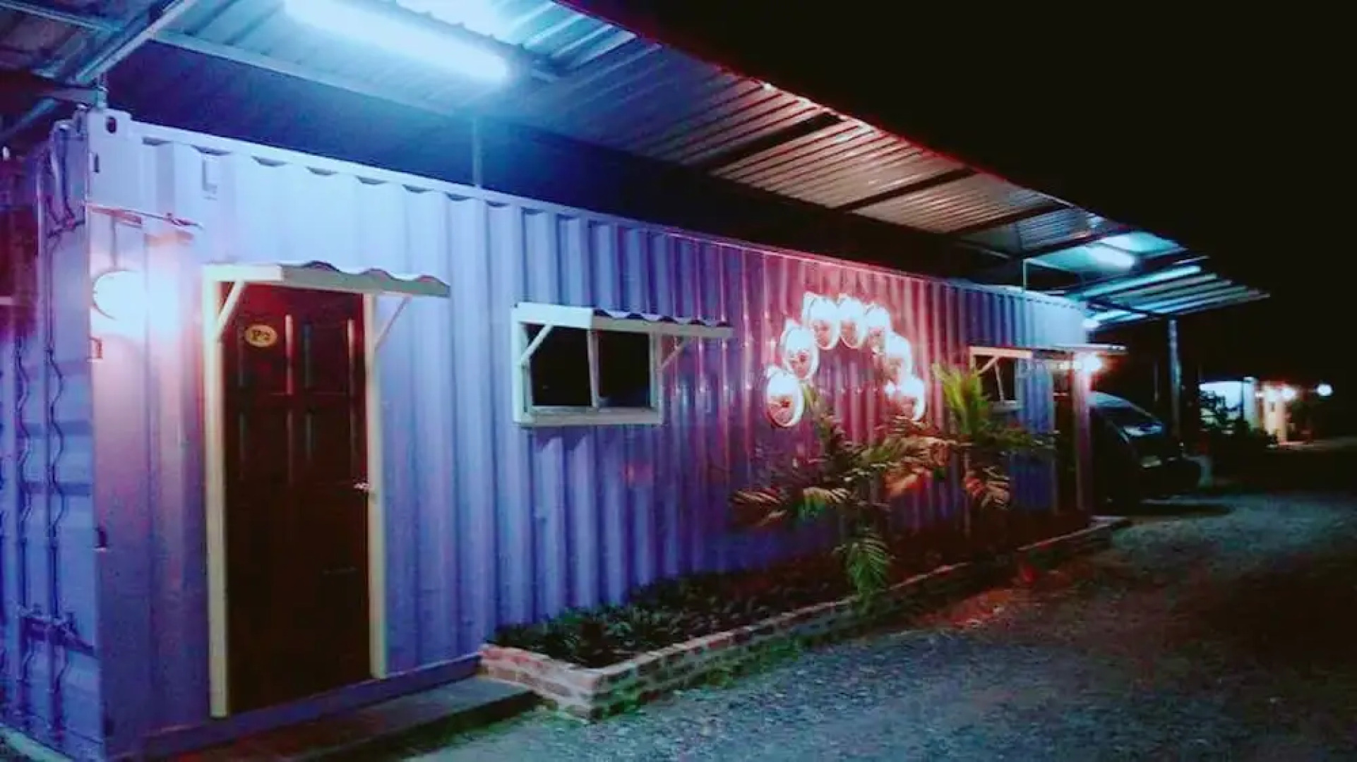 5 Stone Cabin Chalet