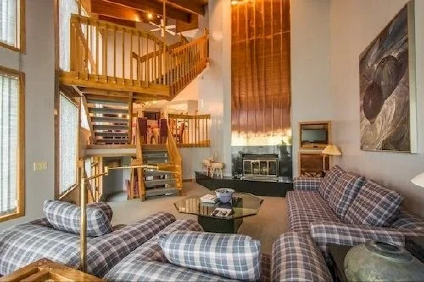 Pinnacle by Lespri Management