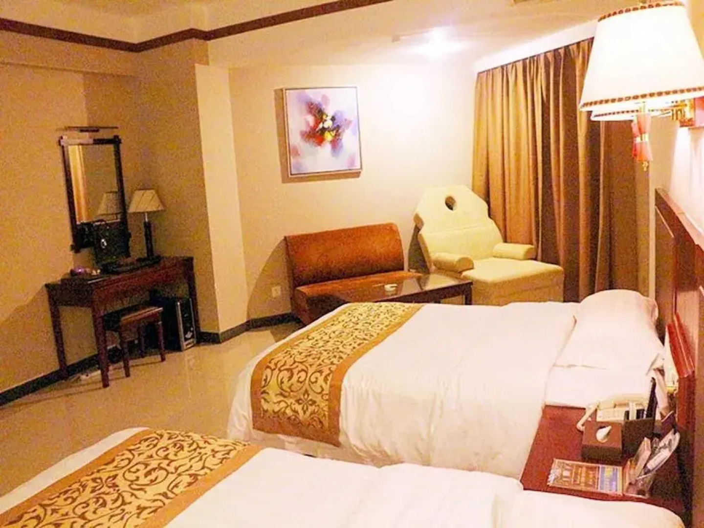 0898 Hot Spring Hotel Haikou