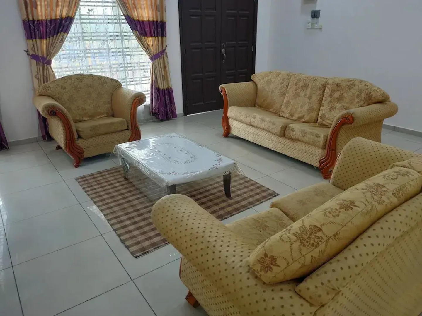 OYO 90228 D'Anjung Villa