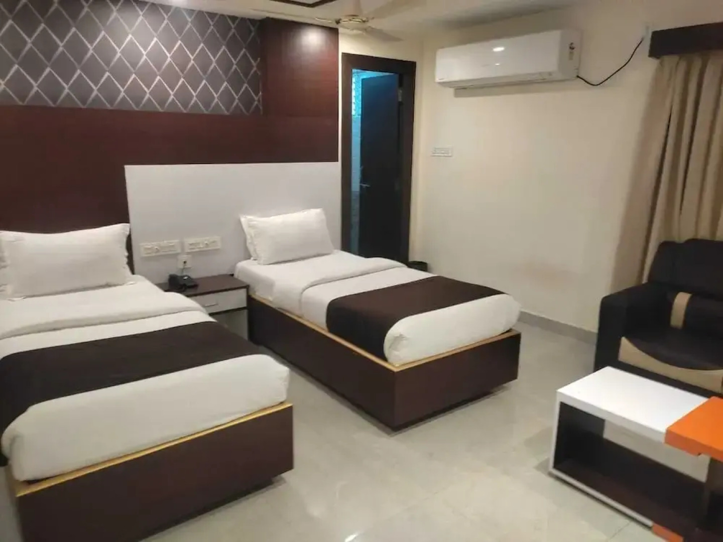Hotel Narmada Grand