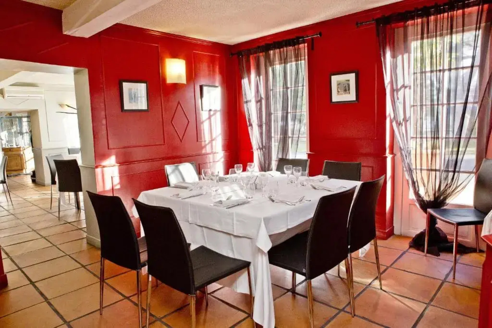 Le Canard Sur Le Toit