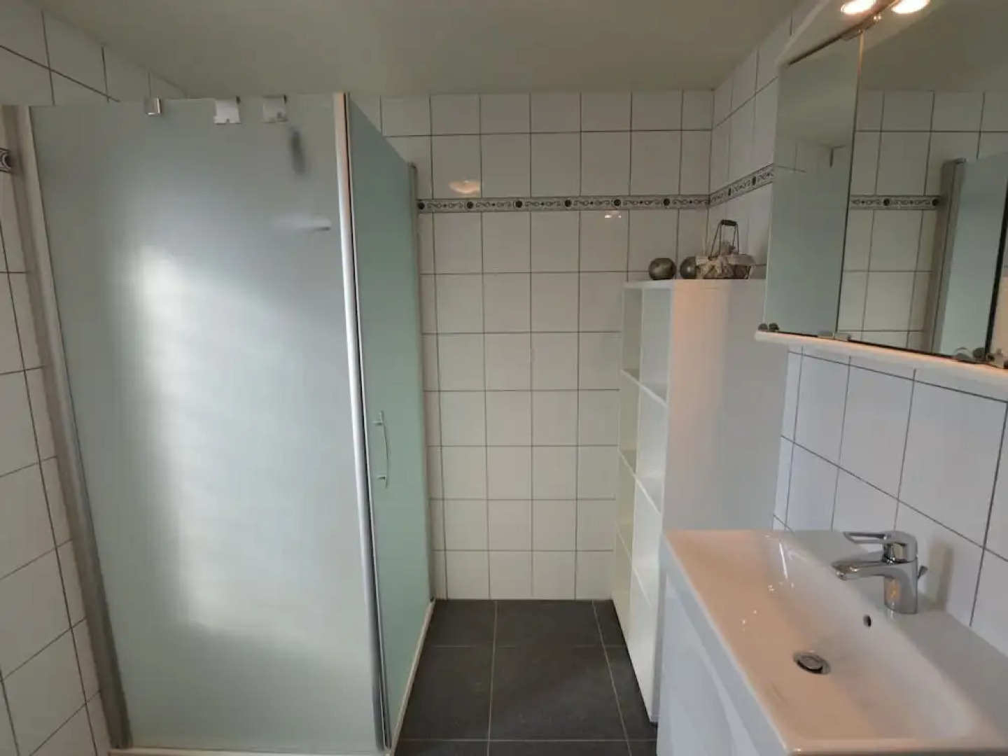 Spacious Holiday Home near Forest in Peer