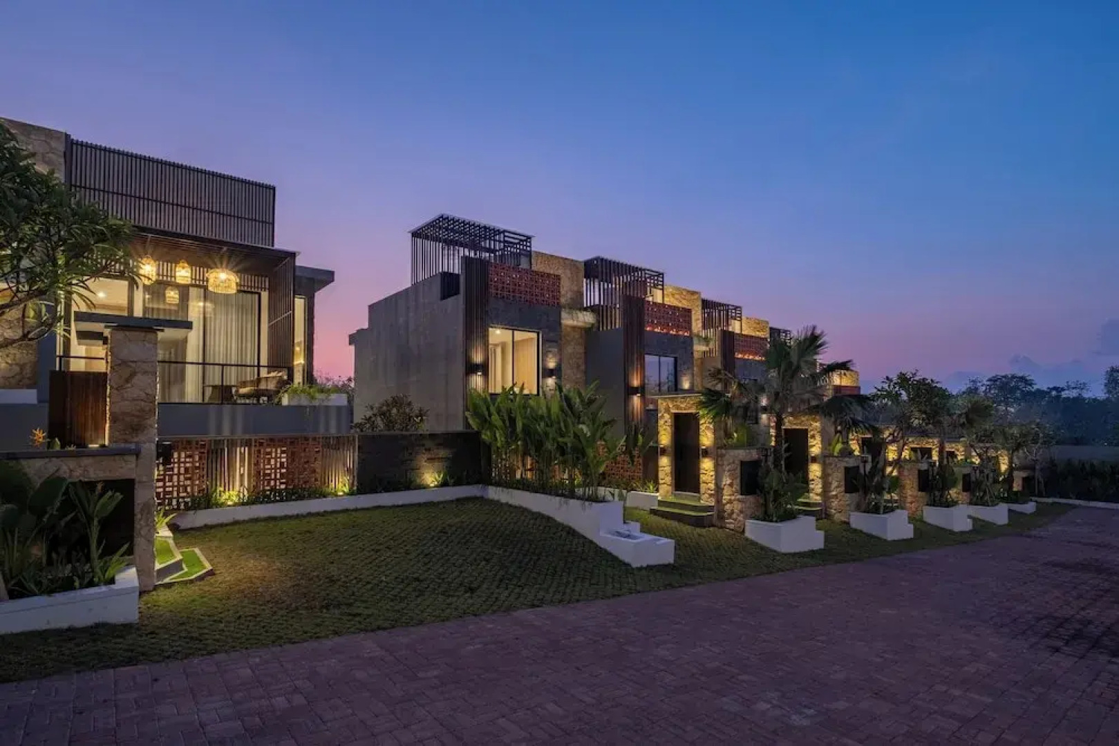 Private Pool Vila 8B Close Melasti Beach