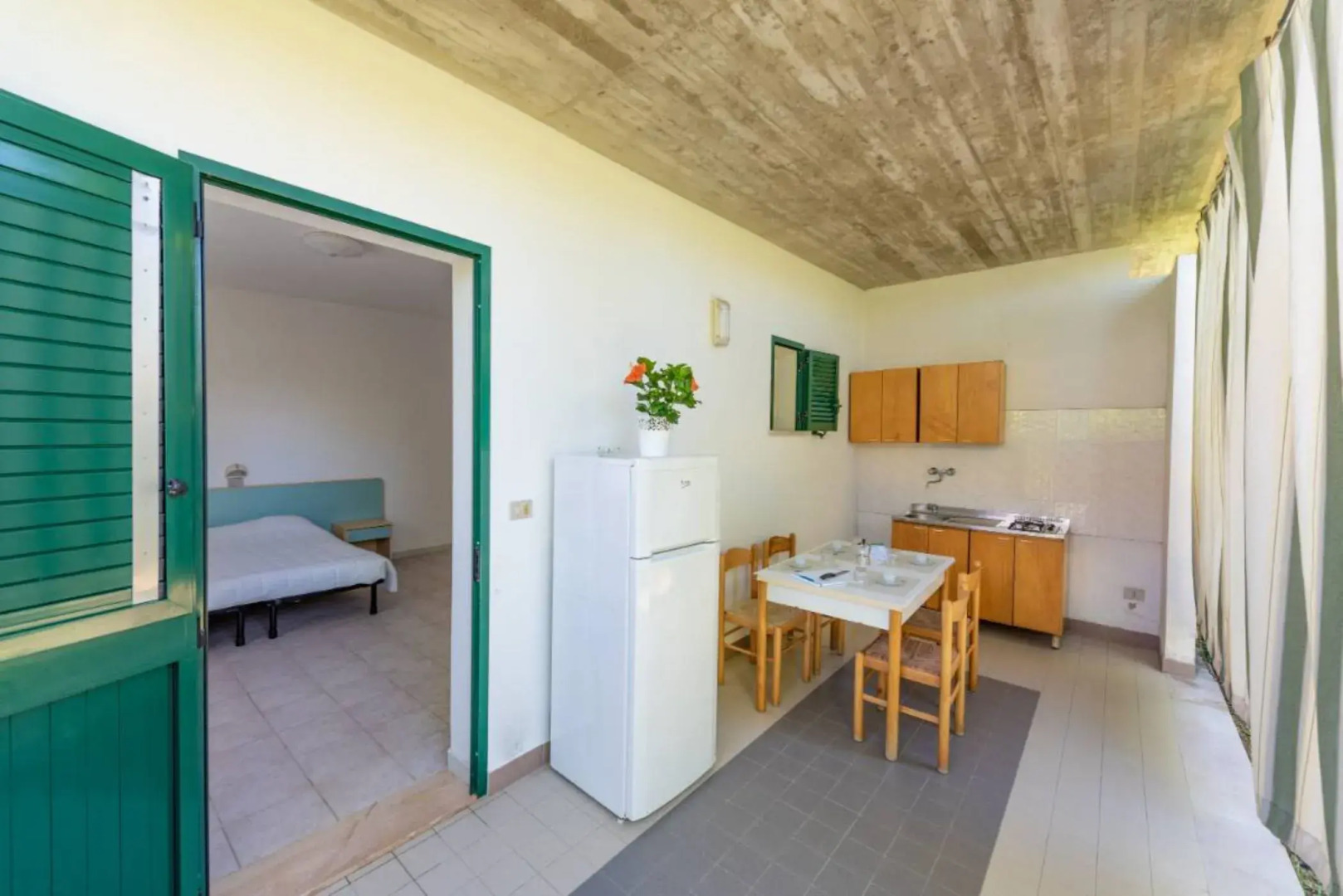 Club Del Sole Stork Family Collection