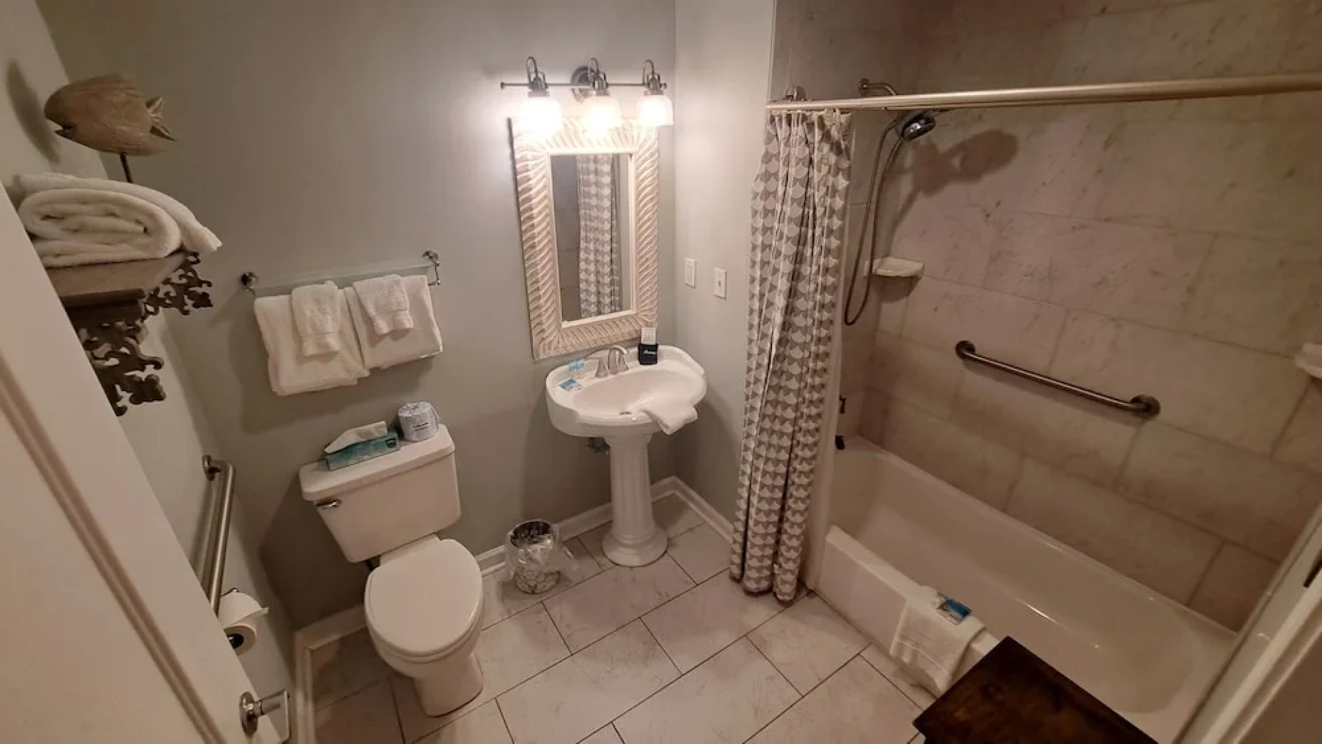 Saint Simons Inn by the Lighthouse