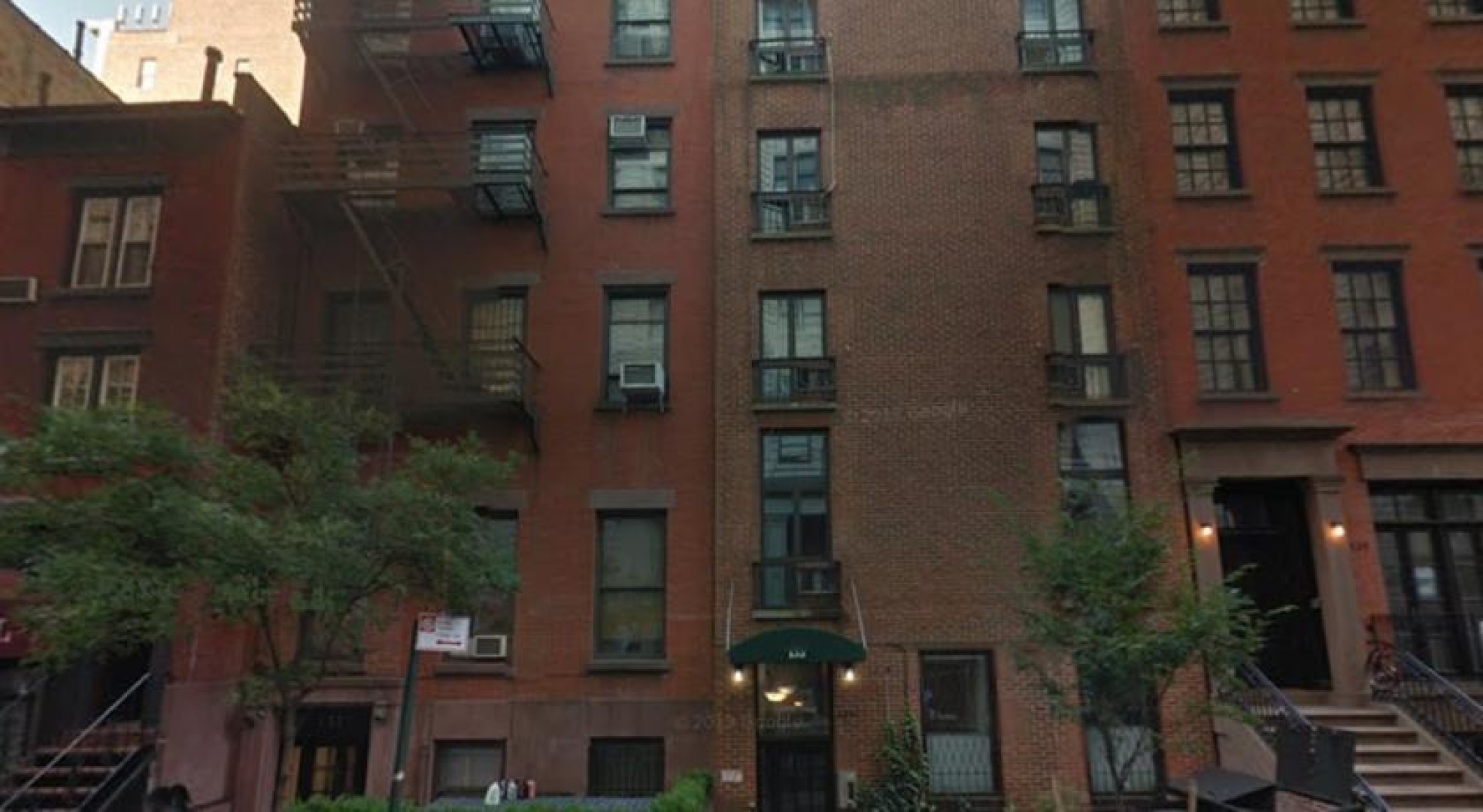 Two Bedroom Townhouse - East 15th Street