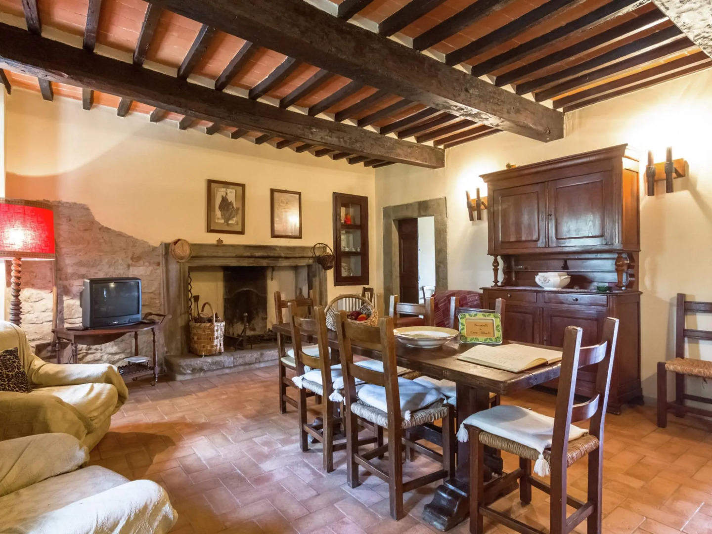 Atmospheric appartment in Arezzo with garden