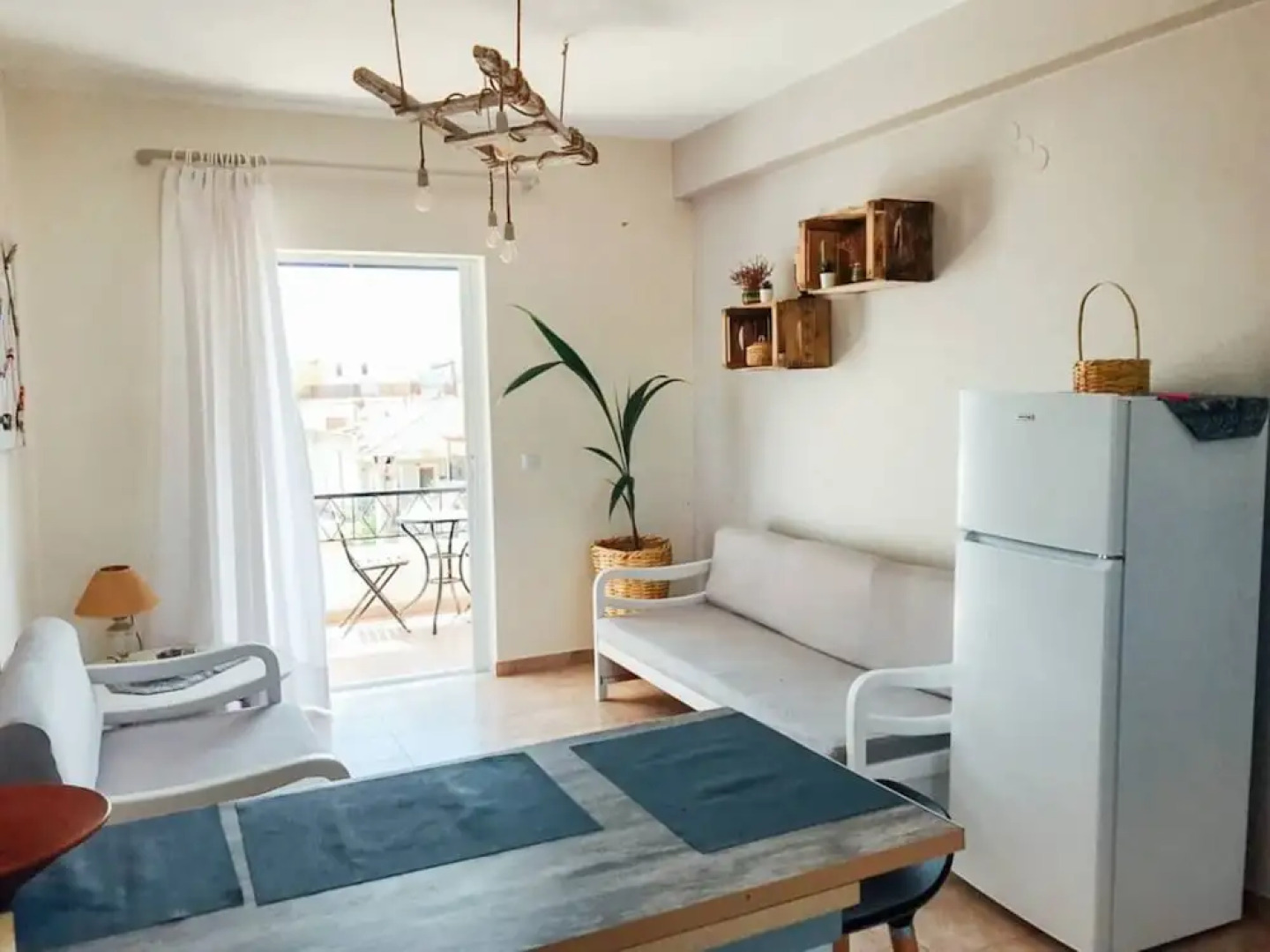 Chrissabella 6 Best Location Ever!