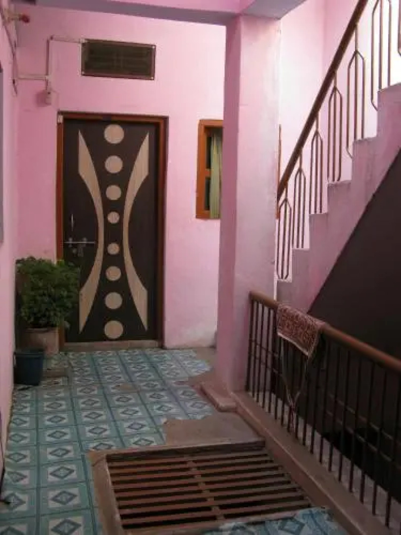 Aniket Paying Guest House