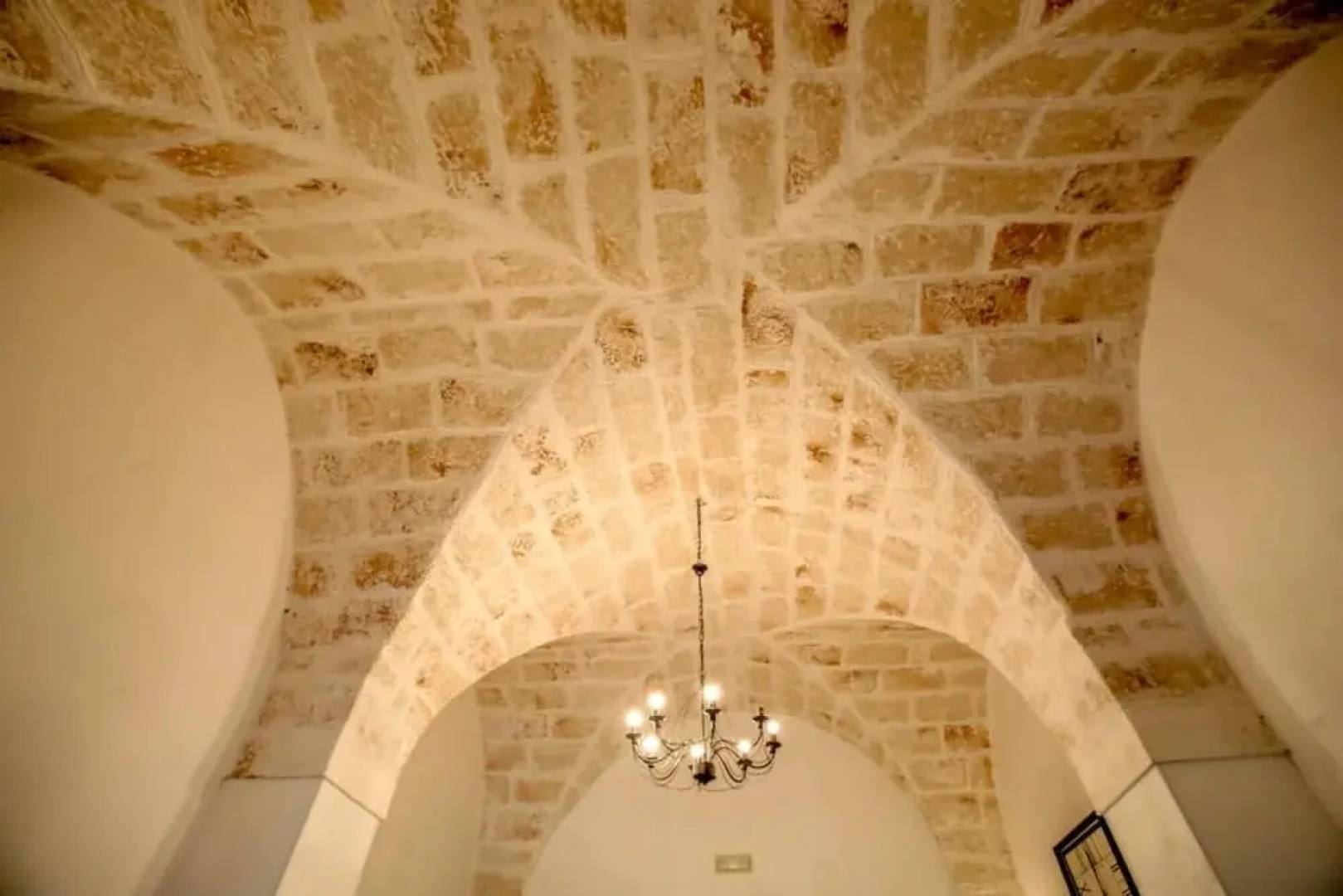 Esclusiva Villa a Ostuni con Piscina 1km dal Mare