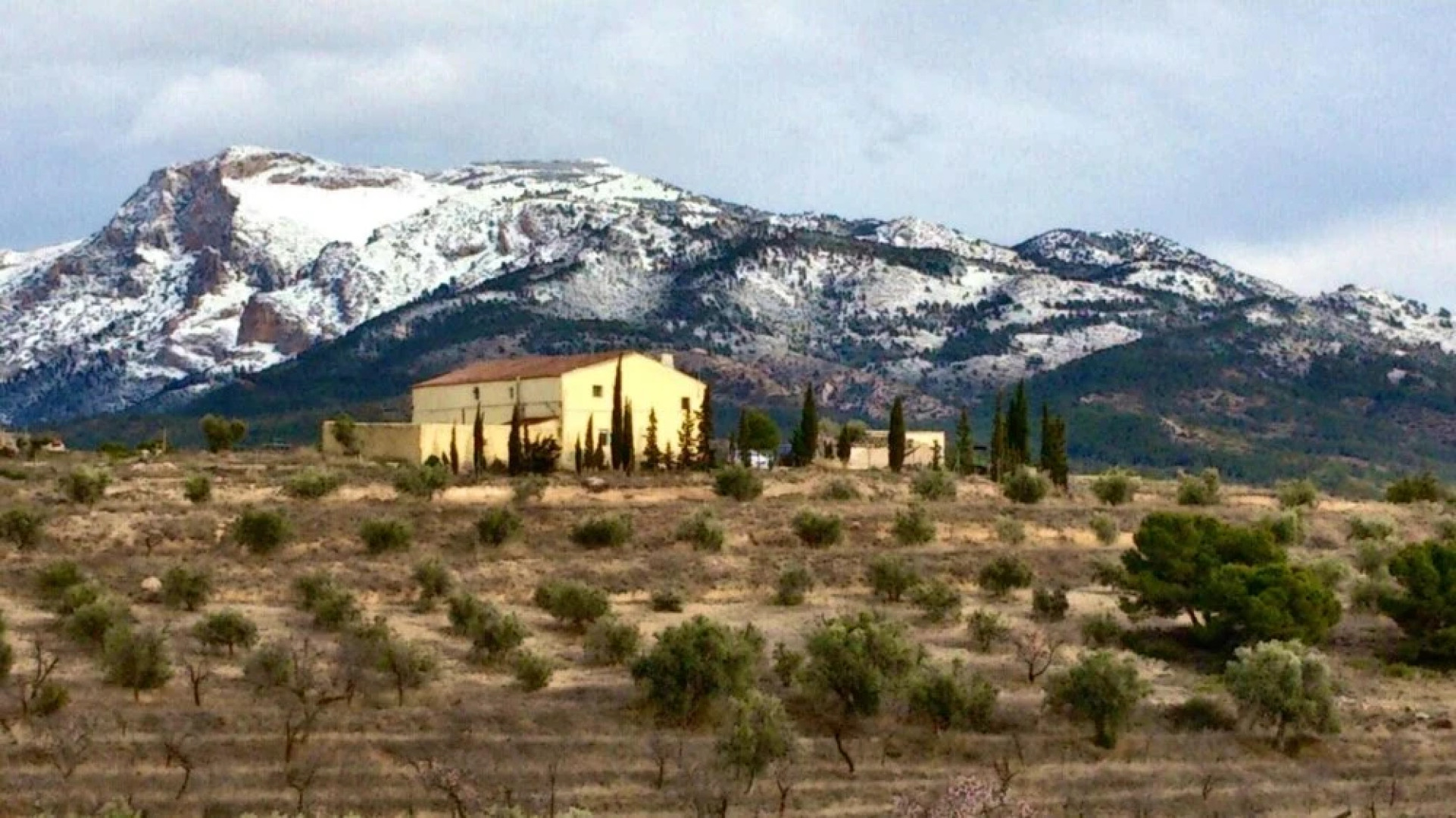 Villa With 4 Bedrooms in Zarzadilla de Totana, With Wonderful Mountain