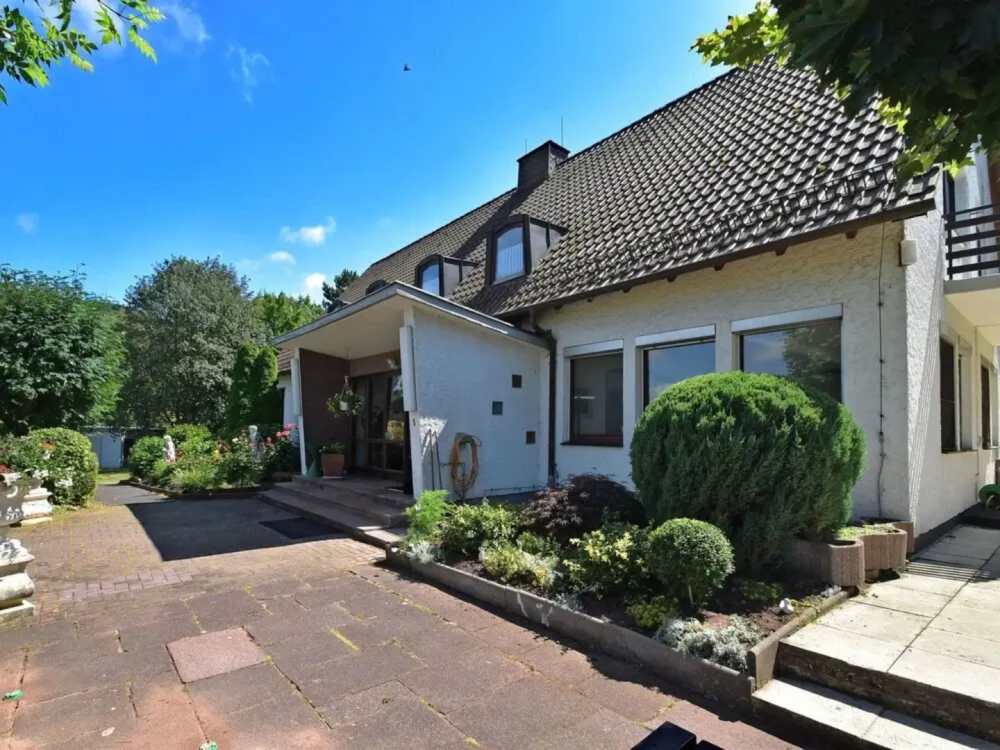 Spacious Holiday Home in Eschwege with Private Garden